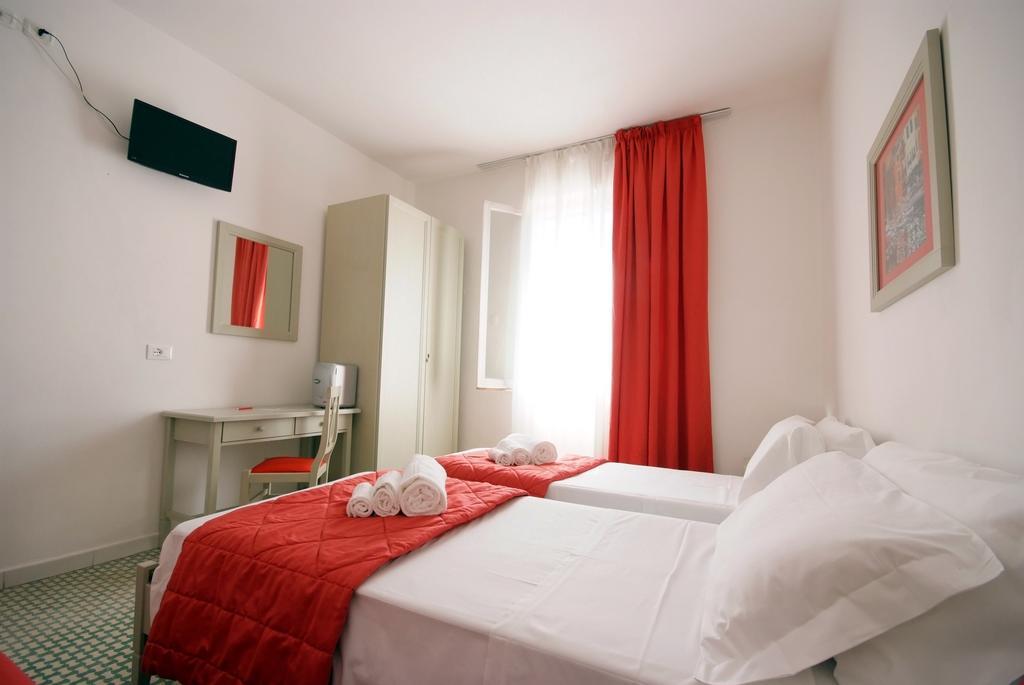 Albergo Dei 10 Colori Procchio  Eksteriør bilde